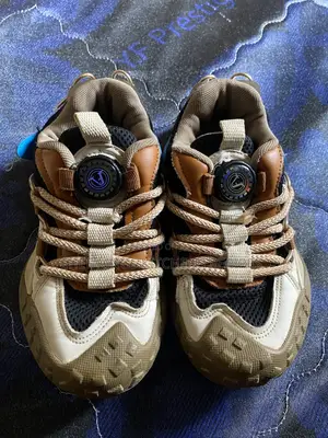Used Kids Brown Sneakers - Size 1.5 / 32