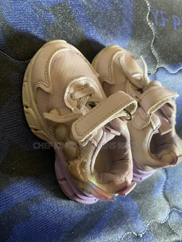 Used Purple Baby Girl Sneakers - Size 21 - 1