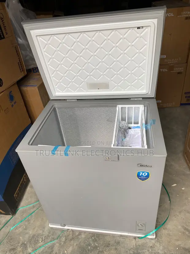 Midea Inverter Chest Freezer 198L - 1