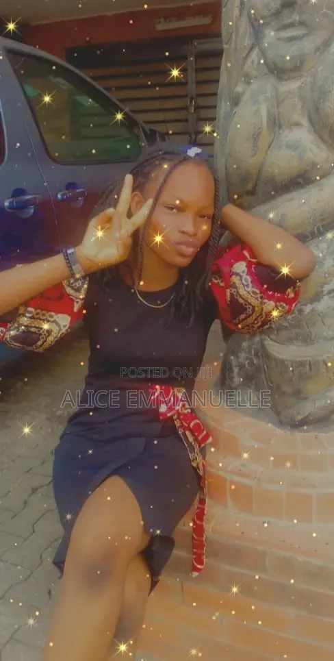 Budurwa Mai Aiki Tukuru Tana Neman Aikin Hotel - Ijebu Ode - 1