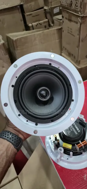 Tundra 30W Babban Mai Magana ta Bluetooth