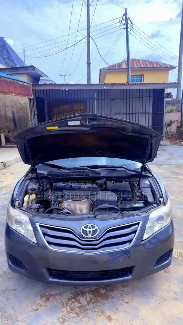 2011 Toyota Camry LE Sedan - 1