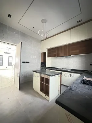 4-Bedroom Semi-Detached Duplex da BQ a Orchid, Lekki