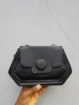 Affordable Luxurious Classic Black Tote Bag - 3