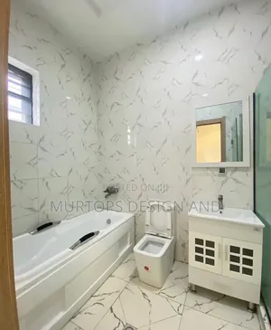 Gidan Terrace 4 Bedroom Don Sawa a Ikota