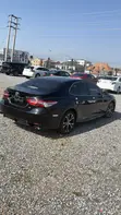 2018 Toyota Camry SE FWD (2.5L) Black - 3