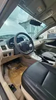 Toyota Corolla 2011 Launin Azurfa - 2