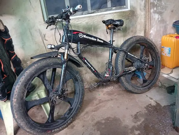 BMW Sport Electric Bike 2022 - 1