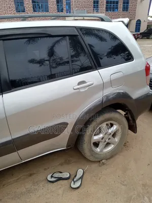 Toyota RAV4 2003 Silver Automatic