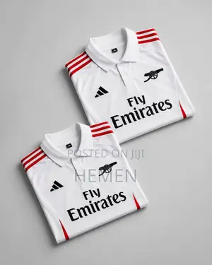 Arsenal New Football Kit - Men's L