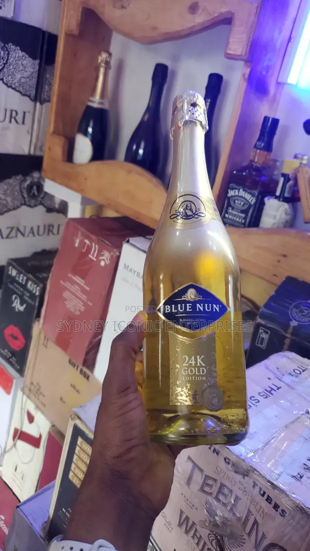 Blue Nun Carat Gold Ruwan Giya Mai Haske (Akwatin 12) - 1