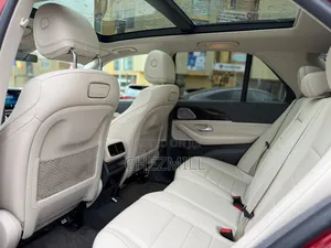 2020 Mercedes-Benz GLE350 Red