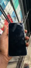 Apple iPhone XR 128GB White - 1