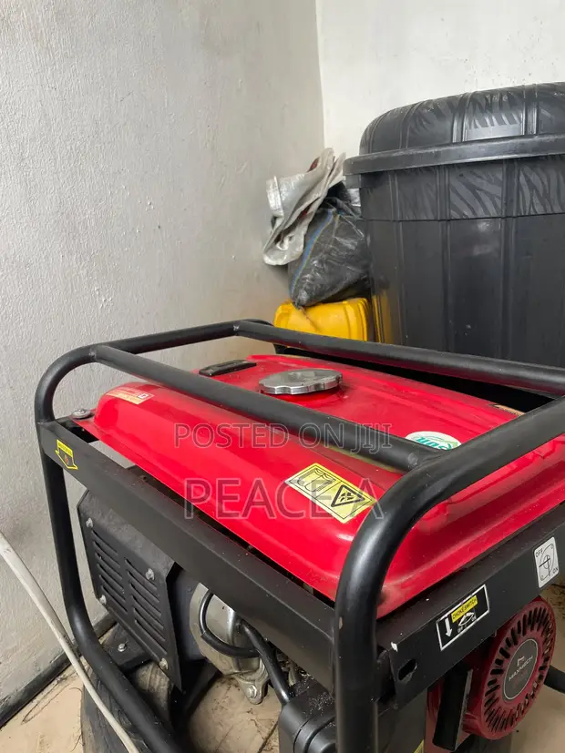 Neatly Used Max Mech Generator RWD-3800 - 1