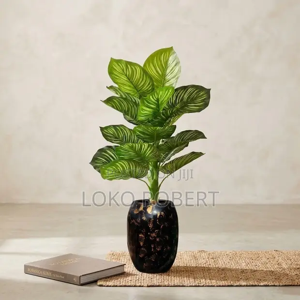 Realistic Artificial Potted Plant - Green Striped Foliage - 1