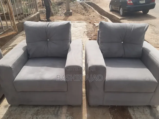 Used 3-2-1-1 Chair Set - 1
