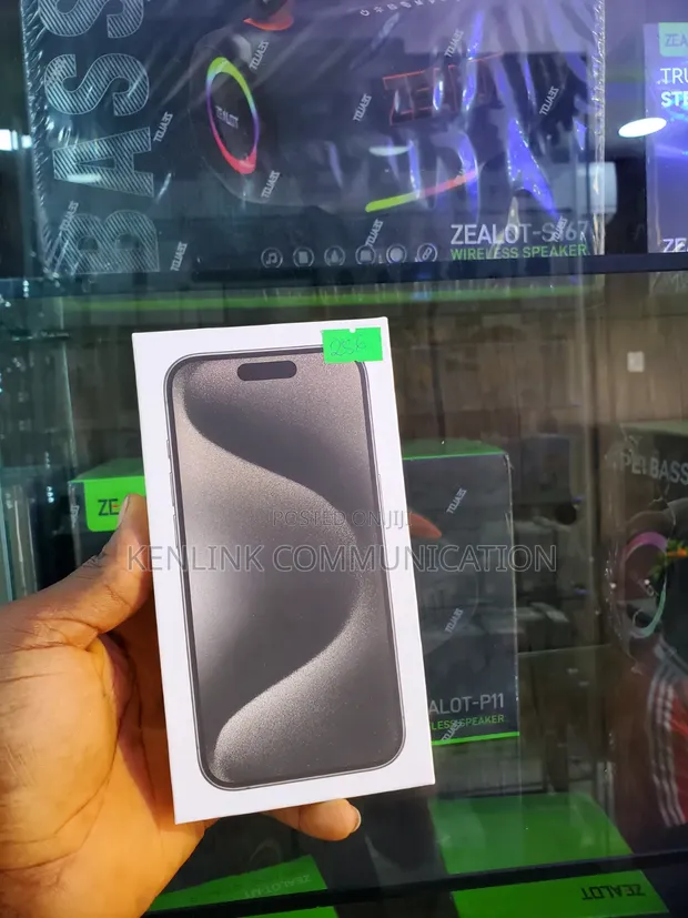 New Apple iPhone 15 Pro 256GB Gray - 1