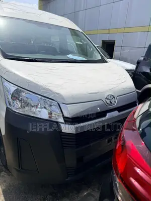 New Toyota HiAce Bus 2025 White