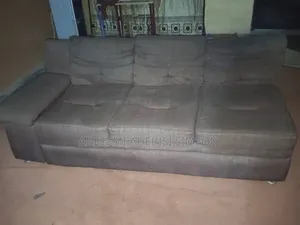 Used 6-Seater Chair