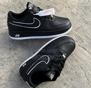 Nike Air Force Sneakers