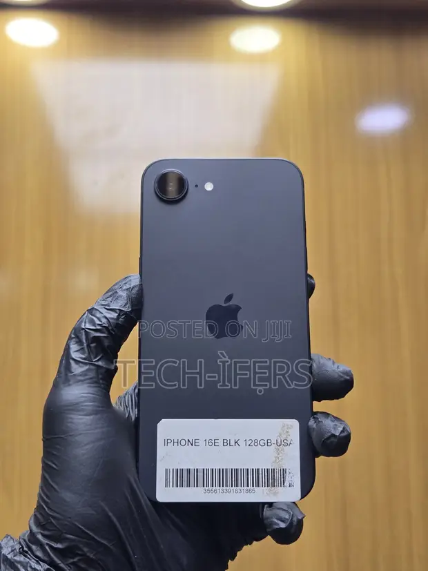 Apple iPhone 16e 128GB Baki - 1