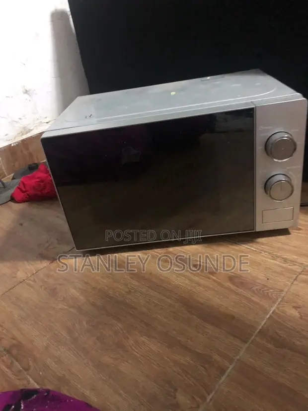 Hisense Smart Microwave Mai Kyau - 1