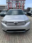 Toyota Highlander 2011 Silver - 1