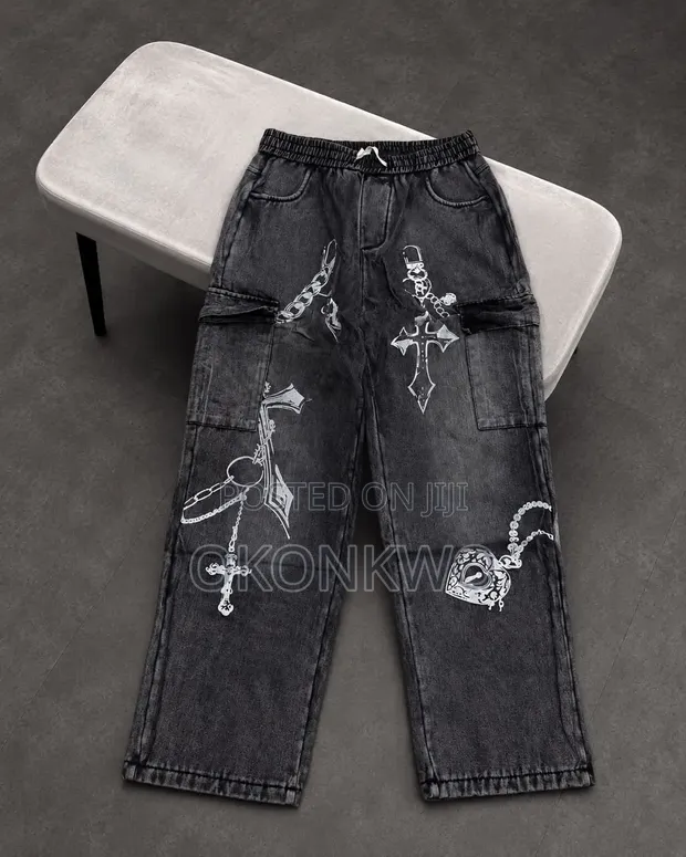 Adidas Baggy Jeans - Brand New - 1