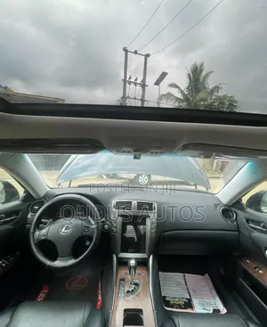 Lexus IS 2015 Black