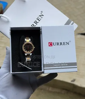 Curren Women's Chain Watch