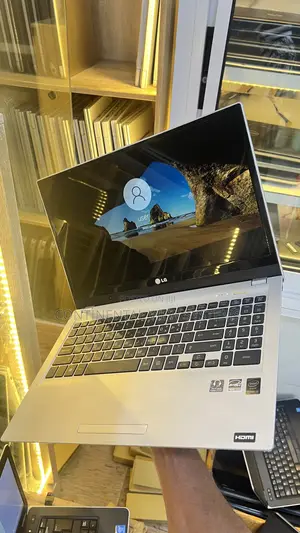 LG Laptop 8GB RAM, Intel Core i3, 250GB HDD