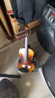 Yamaha 4/4 Violin - 2