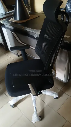 Executive Office Chair with Headrest - Black