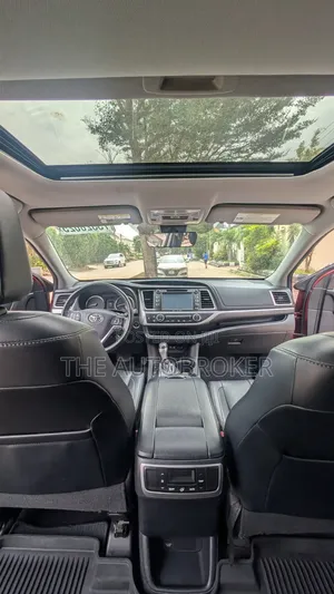 2019 Toyota Highlander Sport Edition