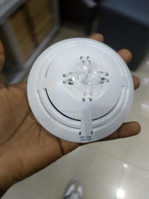 Esser Conventional Smoke Detector 802371 - 1