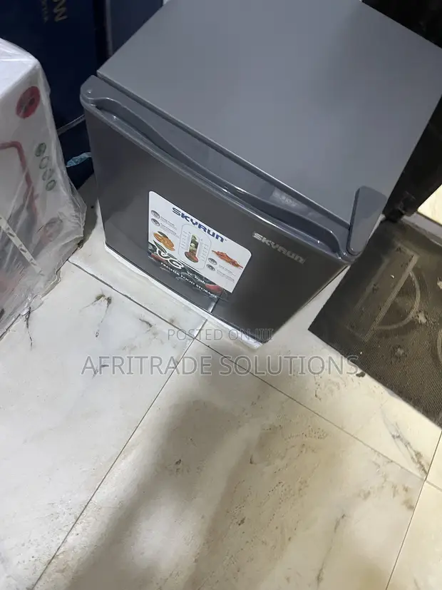Skyrun 48L Single Door Bedroom Fridge - 1