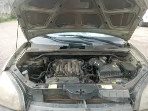 Hyundai Tucson 2006 SUV