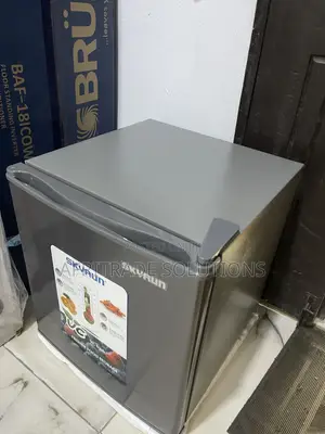 Skyrun BCD-50HW 48L Compact Fridge - Brand New