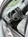 2009 Toyota Corolla LE Sedan - 5