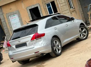 Toyota Venza Limited 2012 Silver
