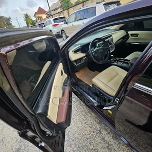 2013 Toyota Avalon Limited Sedan FWD Burgundy