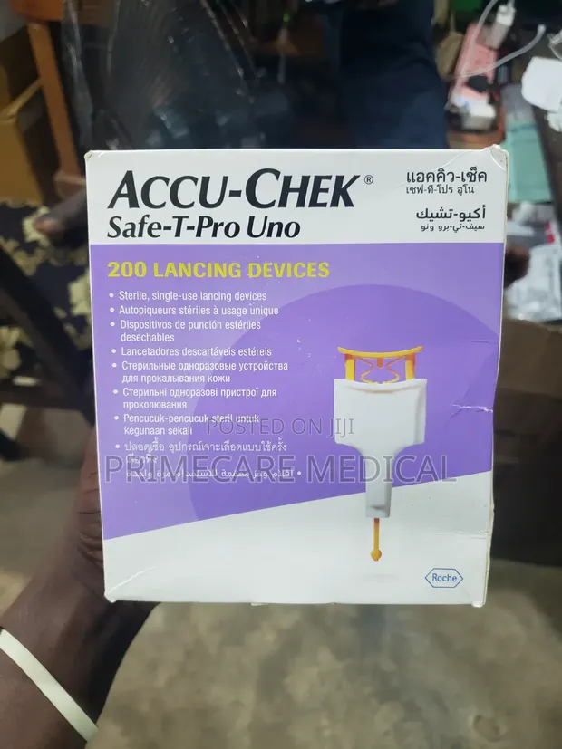 Accu-Chek Safe-T-Pro Uno Lancing Device - 1