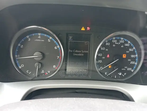 Toyota RAV4 2018 White - 1