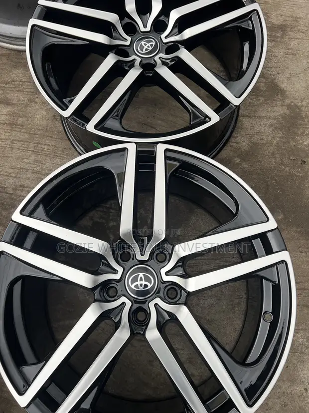 Toyota 18-inch Alloy Wheel - Brand New - 1