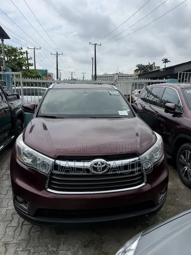 2015 Toyota Highlander Limited Platinum SUV - 1