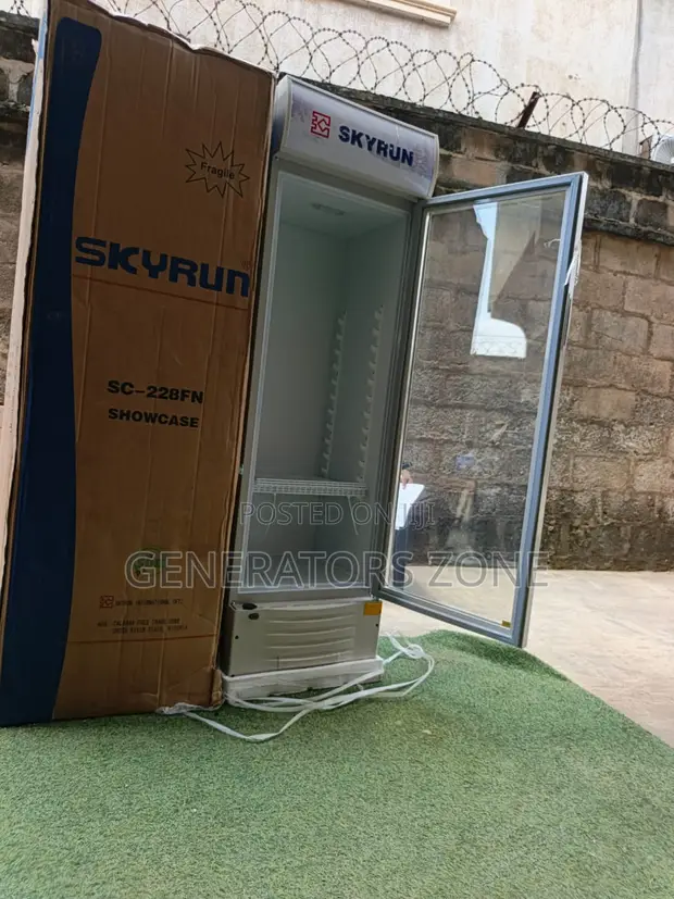 Skyrun SC-228FN Gilash Kofa Nuna Chiller - 1