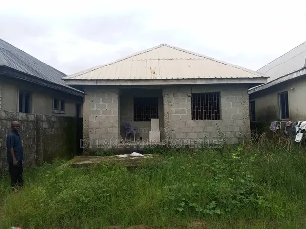 3 Bedroom House for Sale in Desa Elegushi, Bogije - 1