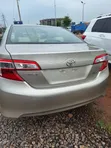 Toyota Camry LE Zinare 2012 - 2