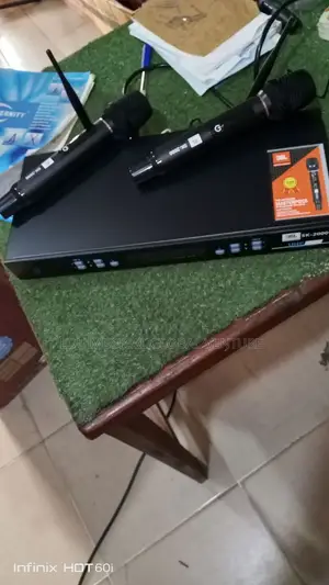 JBL SK2000 Wireless Microphone