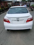 2009 Toyota Camry SE V6 Sedan - 3